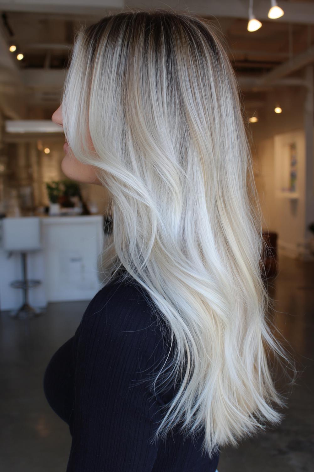 6. Fresh Hair Ideas 2026: Icy Pearl Blonde with Lived-In Root