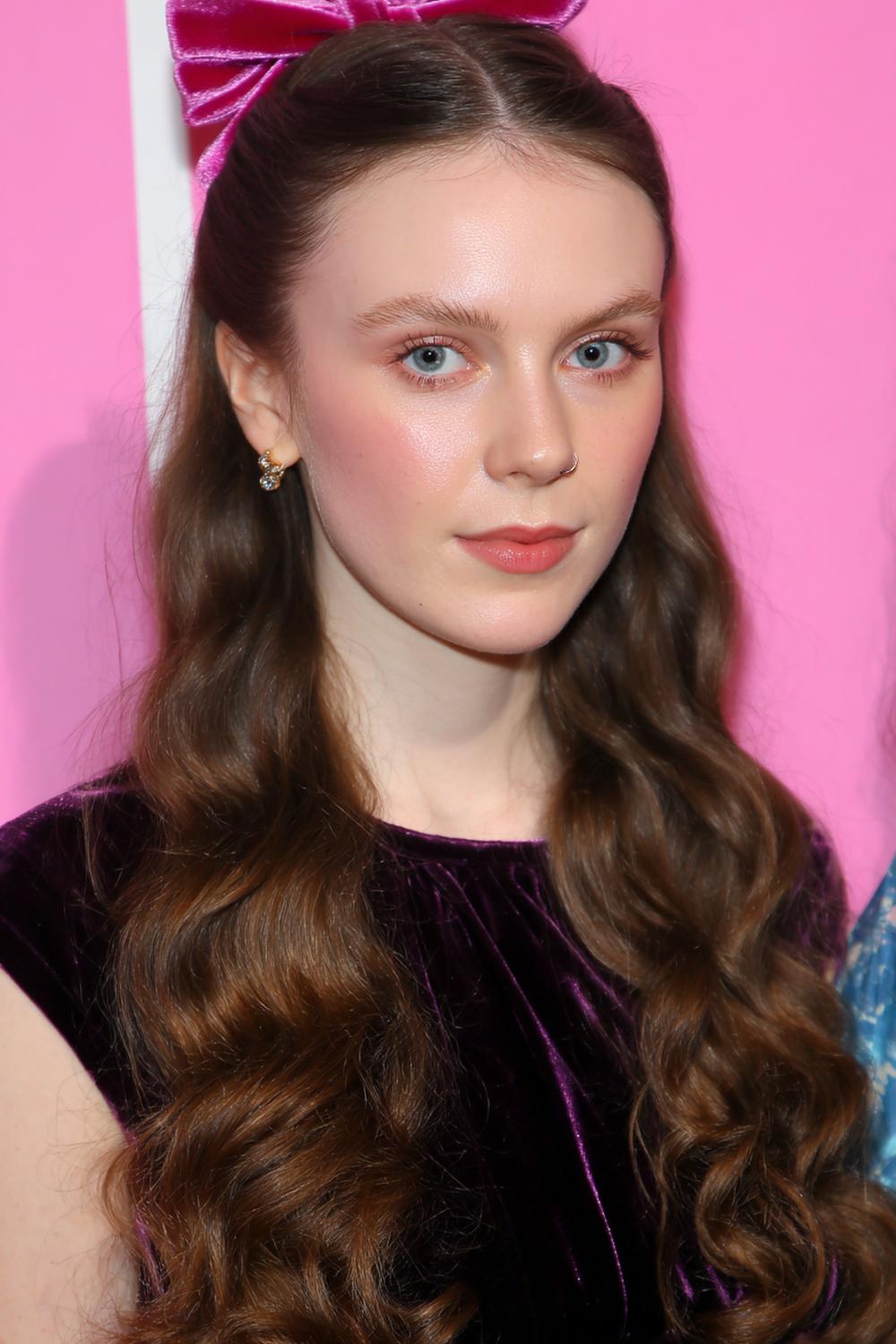 18. Modern Hair Looks 2026: Half-Up Twist With Velvet Bow and Face-Framing Waves