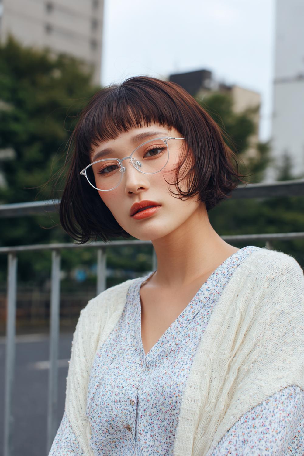 2. Popular Hairstyles 2026: Airy French Bob With Micro Fringe and Soft Bend